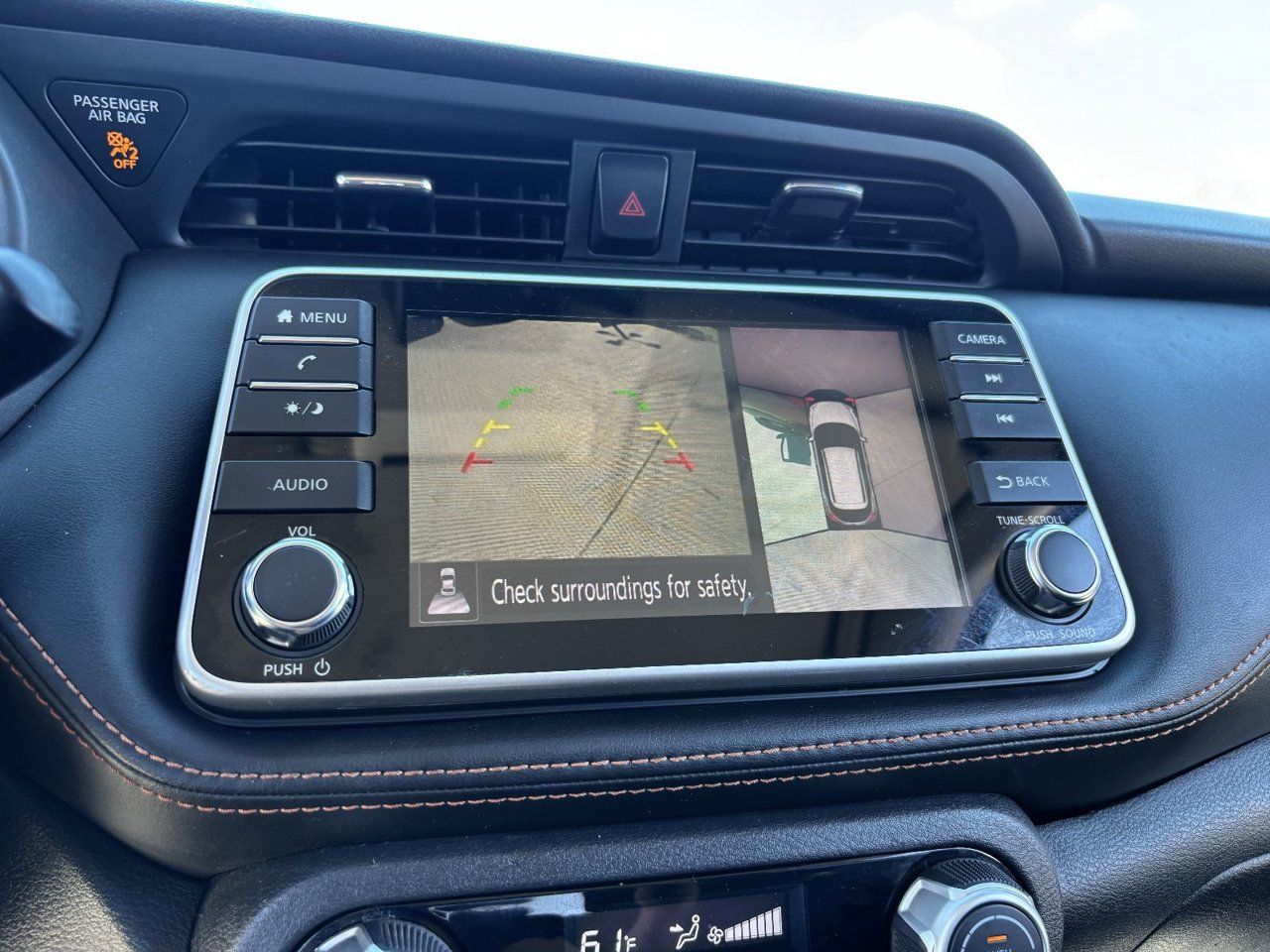 Used 2020 Nissan Kicks SR FWD image 21