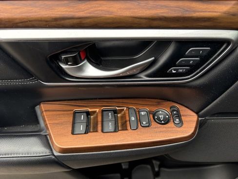 Used 2021 Honda CR-V EX-L image 18