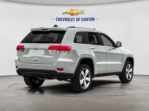 Used 2015 Jeep Grand Cherokee Limited AWD/4WD image 2