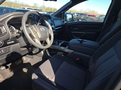 Used 2024 Nissan Titan SV w/ SV Bronze Edition Package image 12