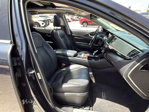 Used 2015 Kia K900 Luxury RWD image 41