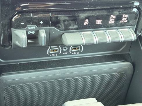 New 2026 RAM 2500 Big Horn AWD/4WD image 24