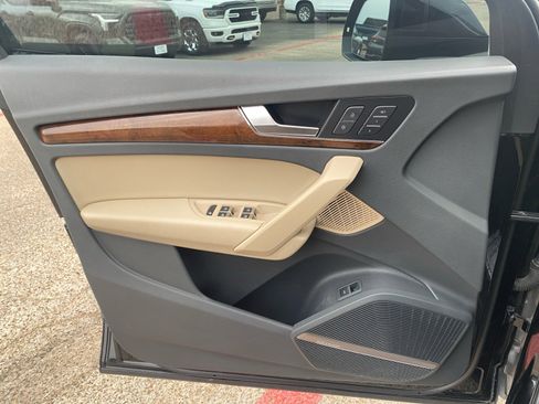 Used 2018 Audi Q5 2.0T Premium Plus image 30