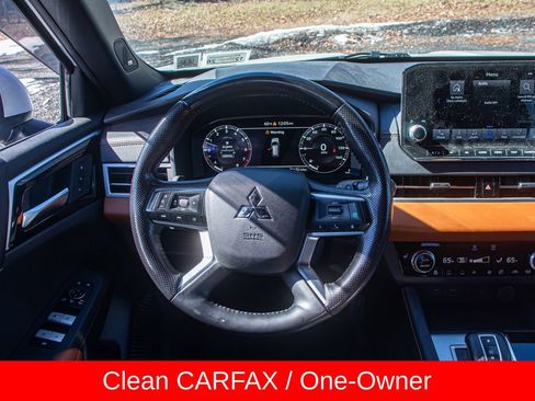 Used 2022 Mitsubishi Outlander SEL image 17