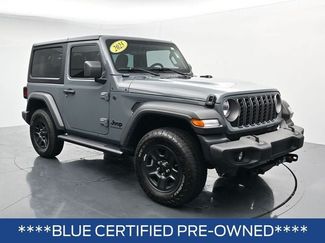 Used 2025 Jeep Wrangler Sport AWD/4WD video 2