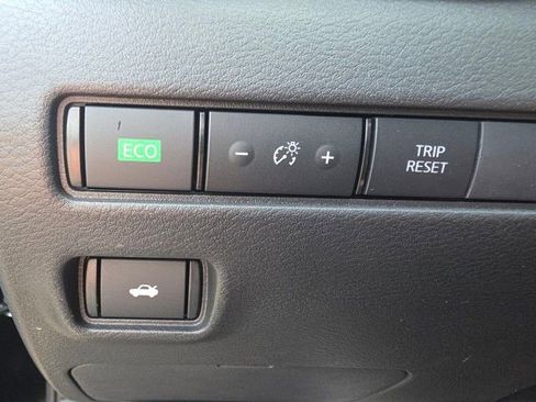 New 2025 Nissan Sentra S image 13