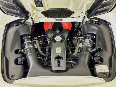 Used 2018 Ferrari 488 Spider RWD image 22