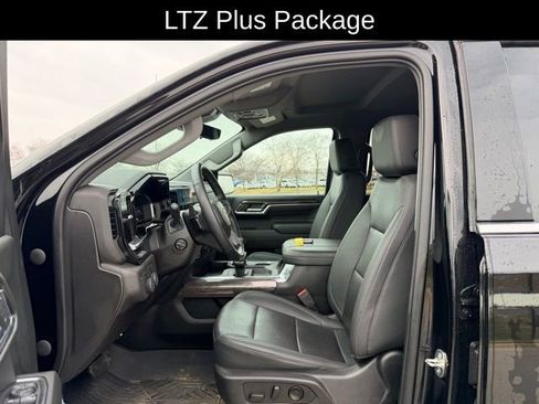 Used 2023 Chevrolet Silverado 1500 LTZ w/ Technology Package image 8