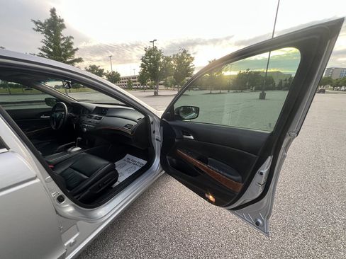 Used 2012 Honda Accord EX-L image 10