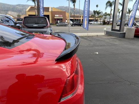 Used 2015 Chevrolet Camaro SS RWD image 34