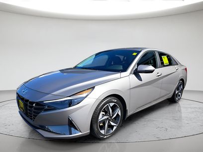 Used 2023 Hyundai Elantra Limited
