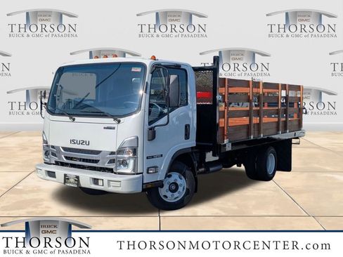 New 2025 Isuzu NPR RWD image 1