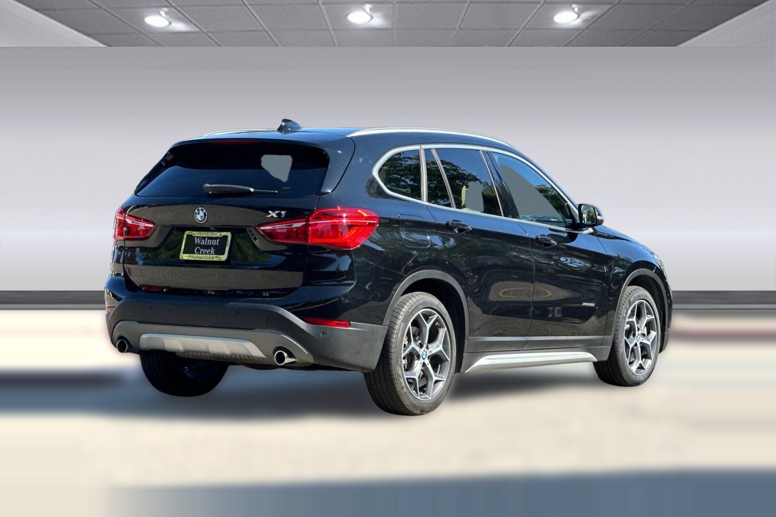 Used 2016 BMW X1 xDrive28i AWD/4WD image 9