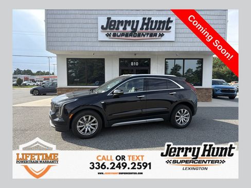 Used 2023 Cadillac XT4 Premium Luxury w/ Technology Package FWD image 1