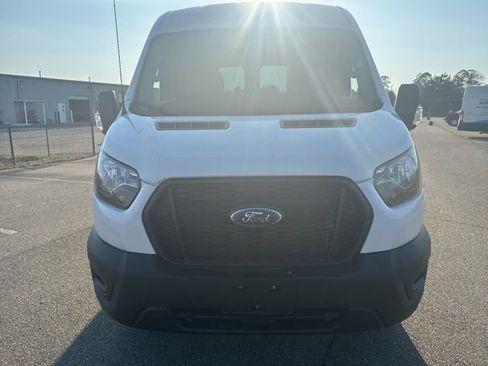 Used 2023 Ford Transit 250 Medium Roof AWD image 7