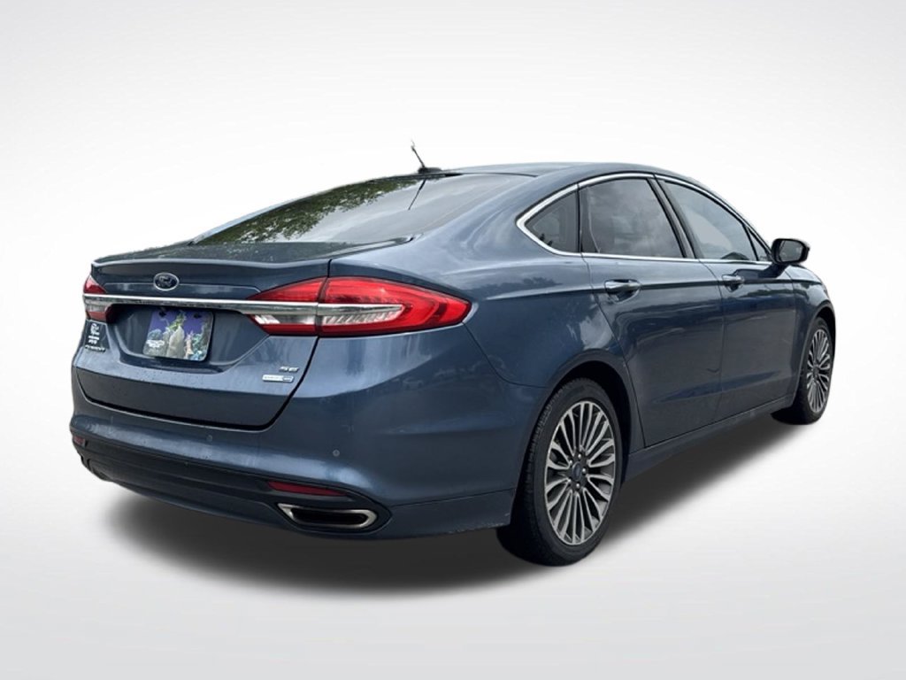 Used 2018 Ford Fusion SE w/ Fusion SE Technology Package AWD/4WD image 5