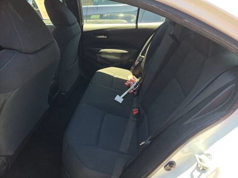 Used 2020 Toyota Corolla LE w/ Carpet Mat Package (TMS) FWD image 9