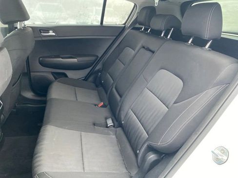 Used 2019 Kia Sportage LX image 16