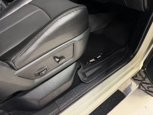Used 2018 RAM 2500 Laramie AWD/4WD image 35