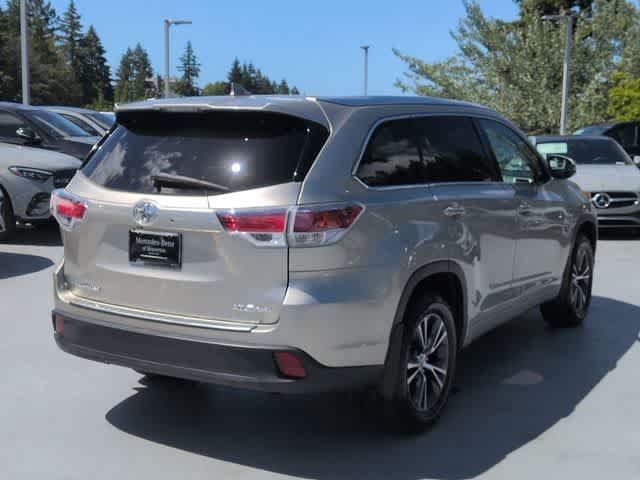 Used 2016 Toyota Highlander XLE AWD/4WD image 8
