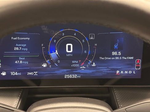 Used 2025 Chevrolet Equinox LT w/ Convenience Package II image 11