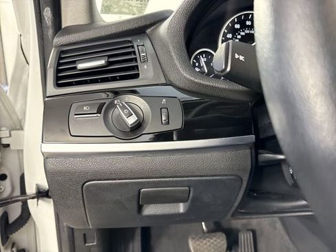 Used 2017 BMW X3 xDrive28i AWD/4WD image 15