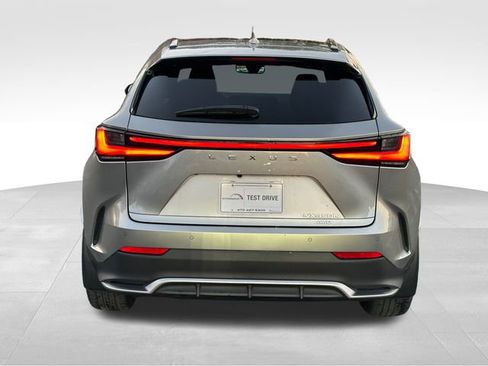 Used 2025 Lexus NX 450h+ F Sport image 4