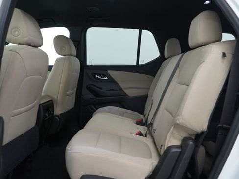 Used 2023 Chevrolet Traverse LS w/ Safety Package image 18