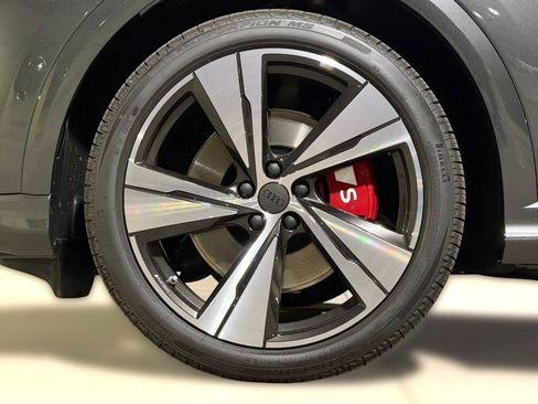New 2026 Audi SQ5 Premium Plus image 11