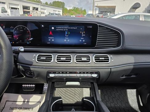 Certified 2026 Mercedes-Benz GLS 450 4MATIC image 29