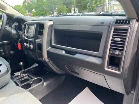 Used 2018 RAM 3500 Tradesman w/ Chrome Appearance Group AWD/4WD image 15