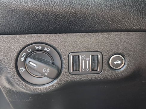 Used 2022 Dodge Challenger R/T Scat Pack RWD image 32