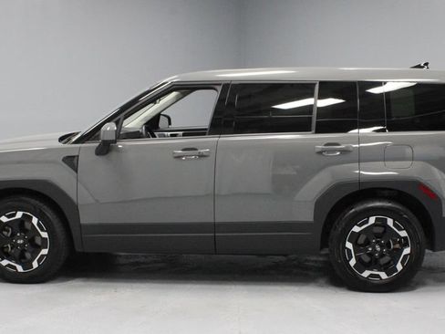 Used 2025 Hyundai Santa Fe SE AWD/4WD image 7