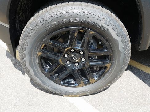 New 2025 Chevrolet Colorado Trail Boss w/ Midnight Edition image 31