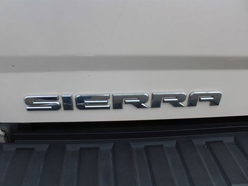 Used 2015 GMC Sierra 1500 Denali w/ Driver Alert Package image 32