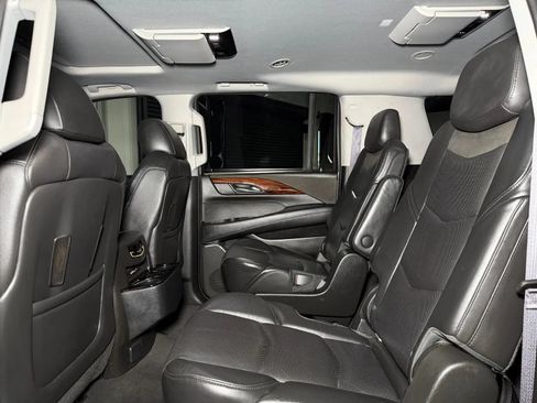 Used 2015 Cadillac Escalade ESV Premium AWD/4WD image 22