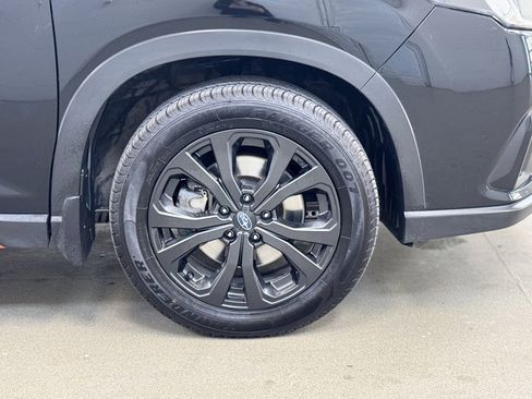 Used 2023 Subaru Forester Sport image 4