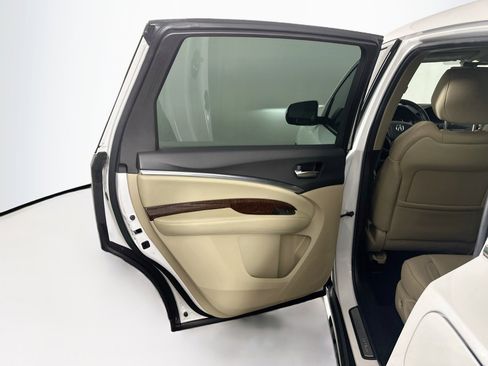 Used 2020 Acura MDX FWD image 25