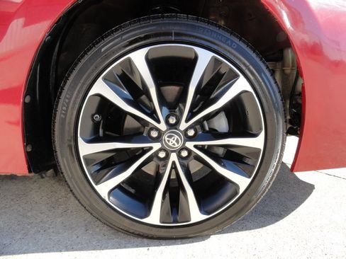 Used 2017 Toyota Corolla SE image 22