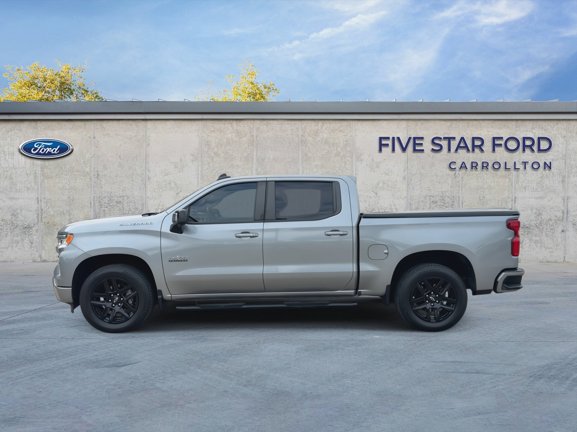 Used 2025 Chevrolet Silverado 1500 RST RWD image 5