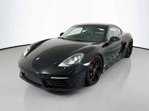 Used 2017 Porsche 718 Cayman S RWD image 1