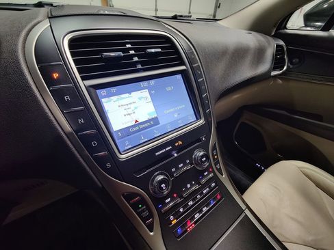 Used 2020 Lincoln Nautilus Reserve w/ Equipment Group 201A AWD/4WD image 32