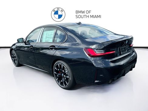 New 2026 BMW 330i Sedan w/ M Sport Package RWD image 4