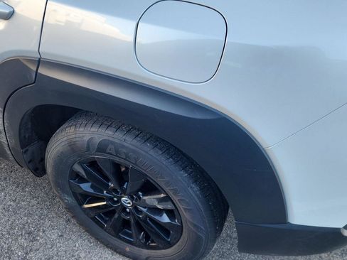 Used 2025 MAZDA CX-50 AWD 2.5 S w/ Premium Package image 6
