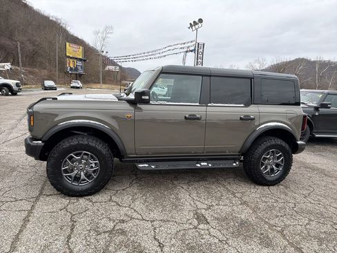 New 2025 Ford Bronco Badlands AWD/4WD image 8