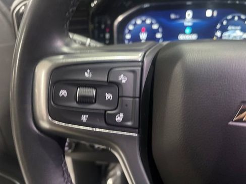 Used 2023 Chevrolet Silverado 1500 LT AWD/4WD image 19