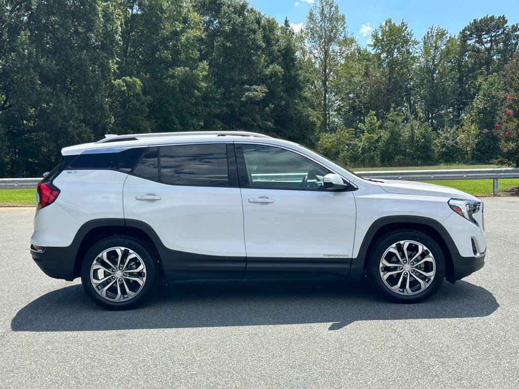 Used 2020 GMC Terrain SLT w/ Preferred Package FWD image 9