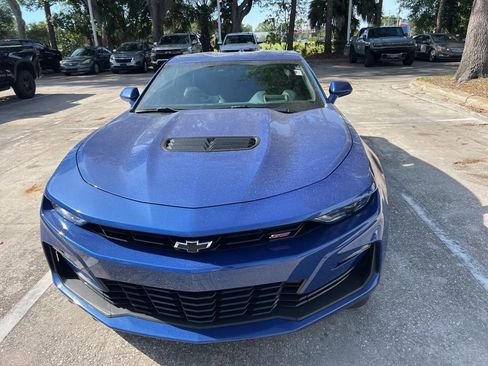 Used 2023 Chevrolet Camaro SS RWD image 2