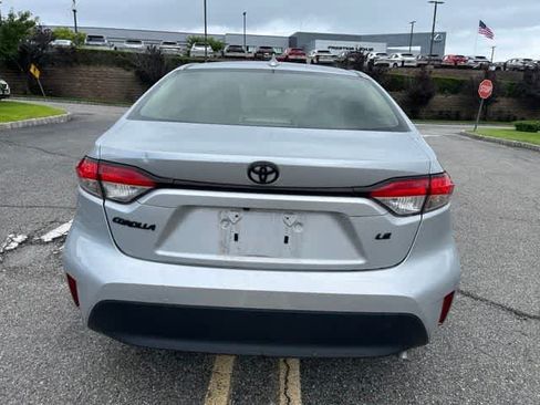 Used 2023 Toyota Corolla LE FWD image 5