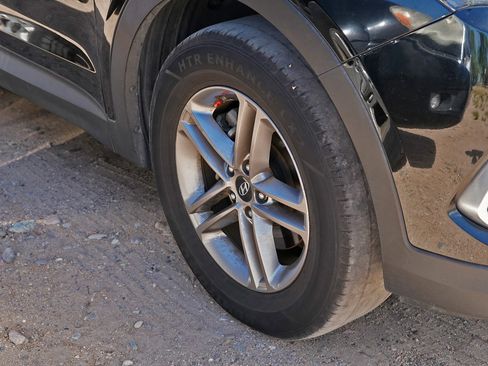 Used 2018 Hyundai Santa Fe Sport image 10